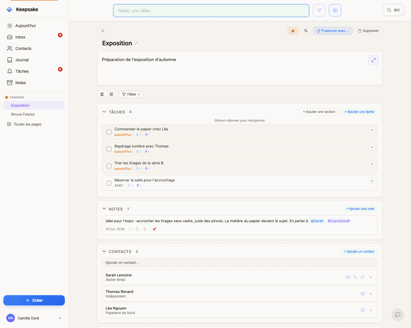 Une page de projet Keepsake rassemblant tâches, notes et contacts liés
